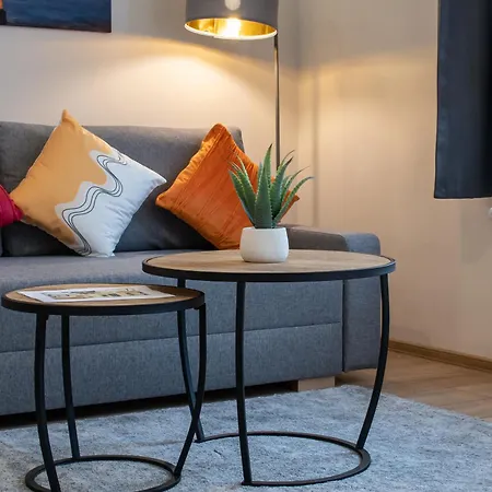 Ultra - New Modern * Budapest